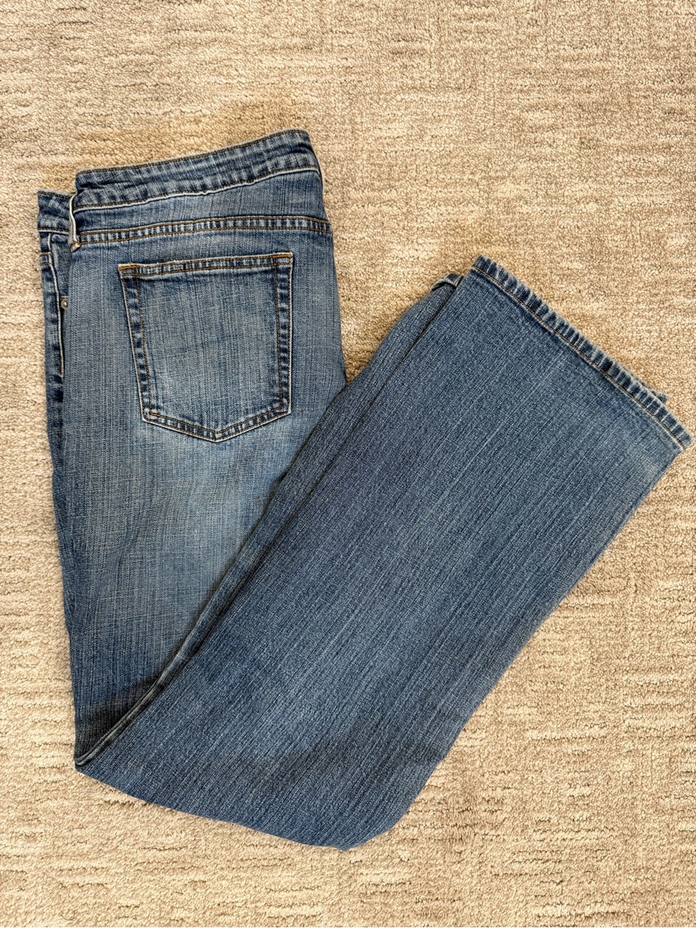 Apt 9 Classic Blue Denim Jeans - Medium Wash size 14